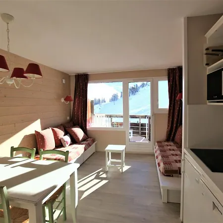 Apartment 5 Personnes Au Pied Des Pistes Avec Balcon Et Wifi - Fr-1-314-172